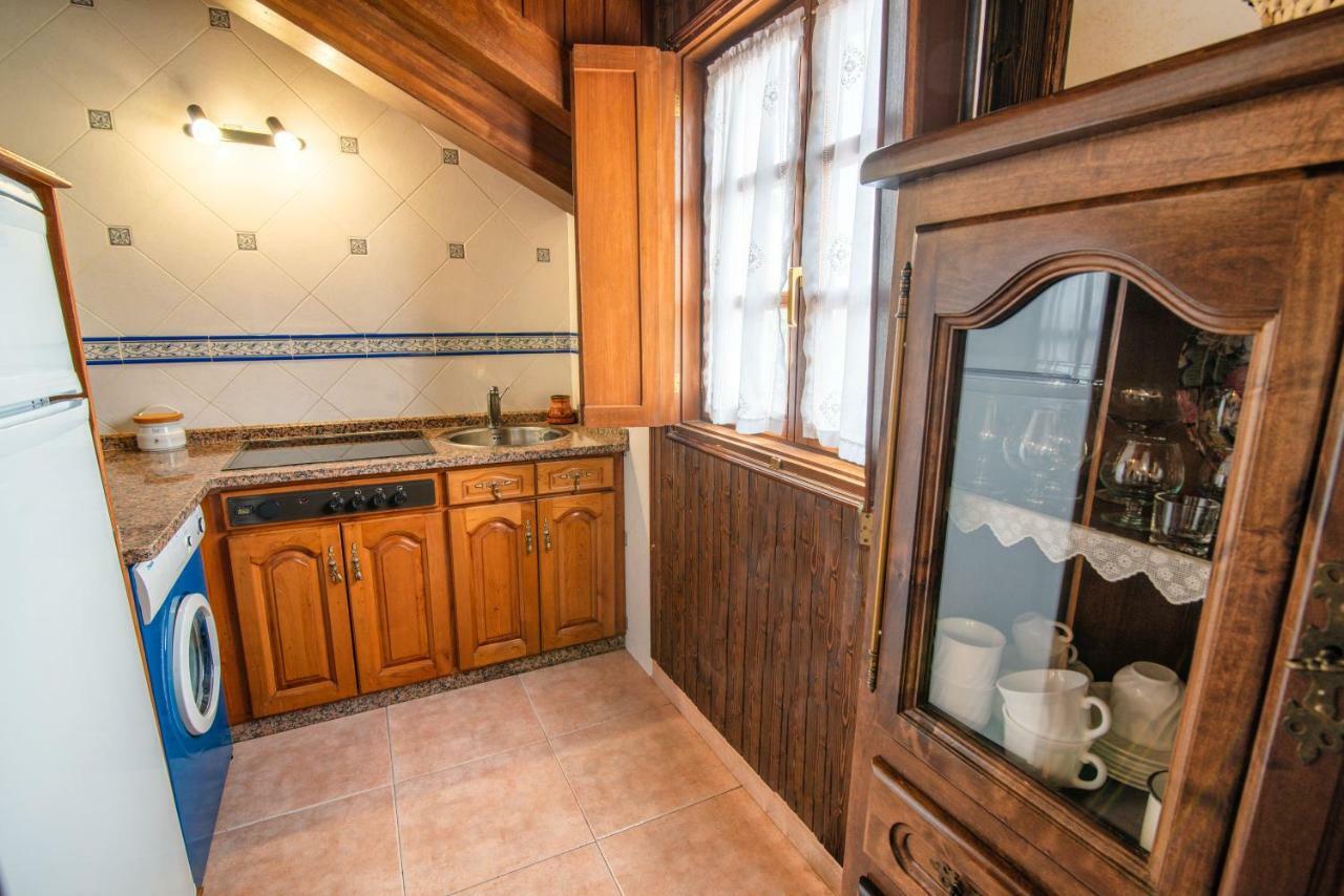 Apartamentos Rurales El Ferreiron Castropol Kültér fotó