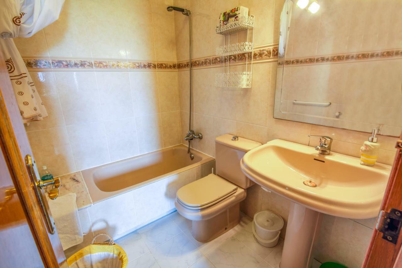 Apartamentos Rurales El Ferreiron Castropol Kültér fotó